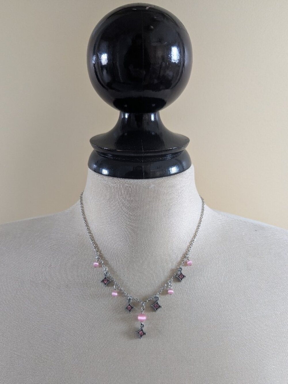 4/$25 WHIMSY PINK CRYSTAL VINTAGE Y2K NECKLACE